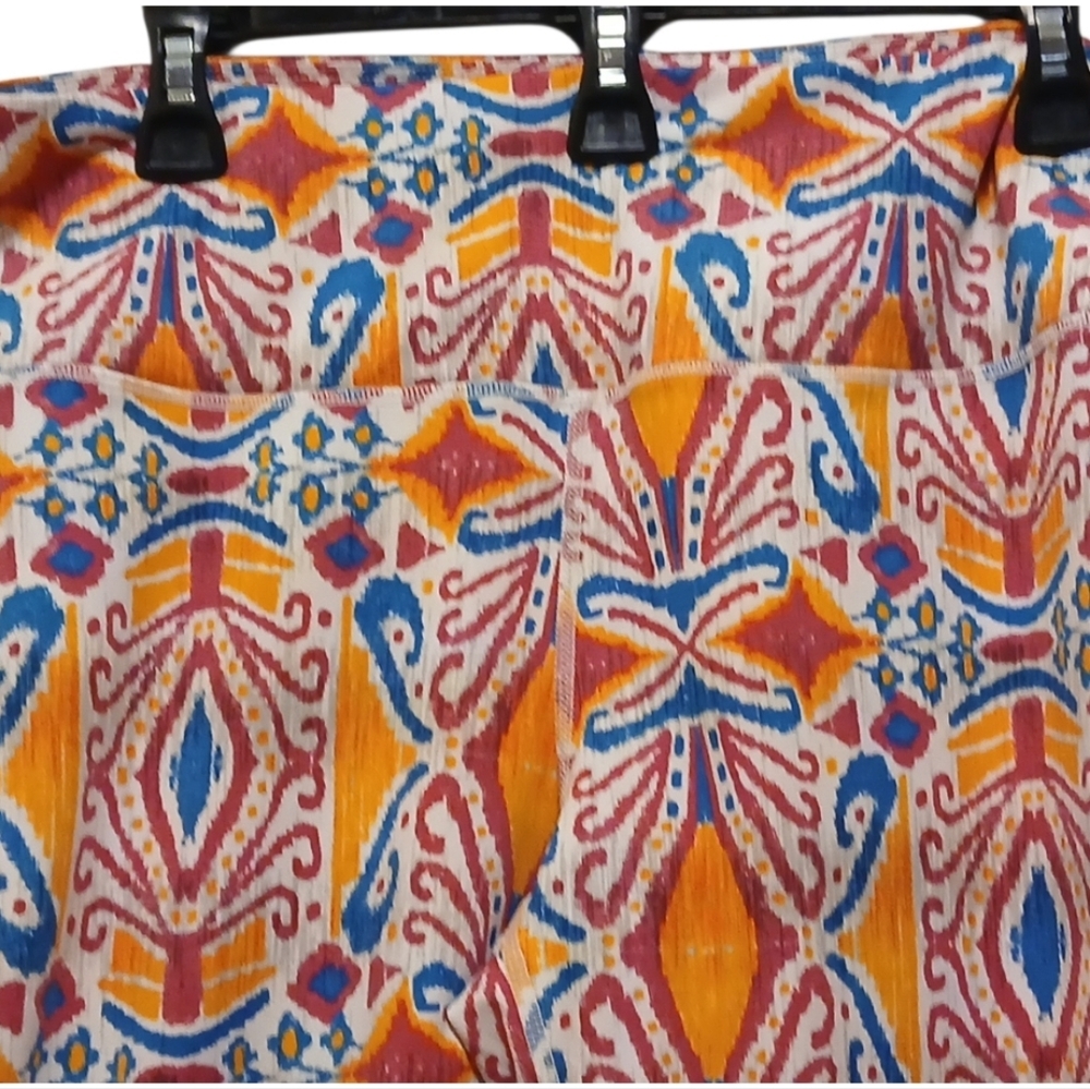Love. Life. Live -NWOT Multi Colored Geometric Print, Elastic Waist, Leggings - Picture 5 of 9